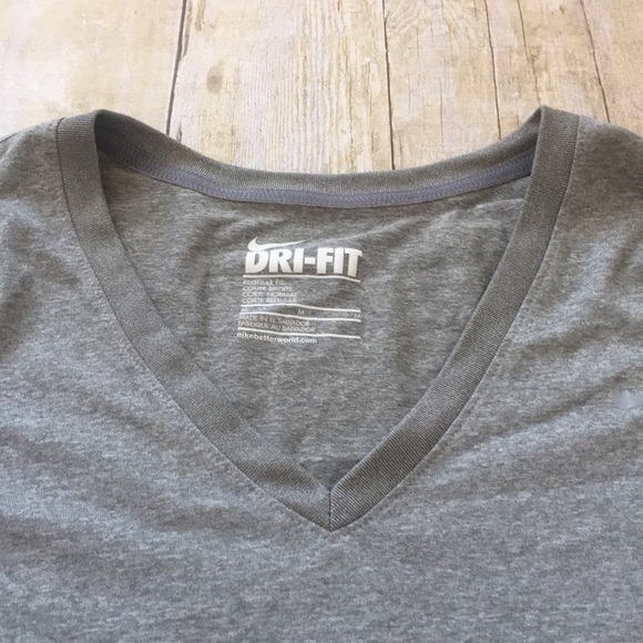 Nike Dri-Fit Long Sleeve T-Shirt - Picture 2 of 5